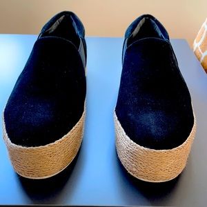 Suede platform sneakers